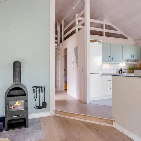 Griselda - 400m From The Sea By Interhome *