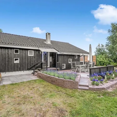 Dom wakacyjny Griselda - 400m From The Sea By Interhome