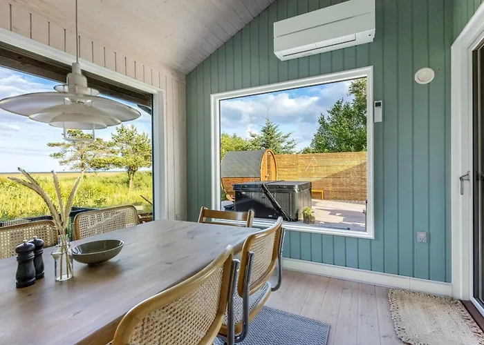 Griselda - 400m From The Sea By Interhome *